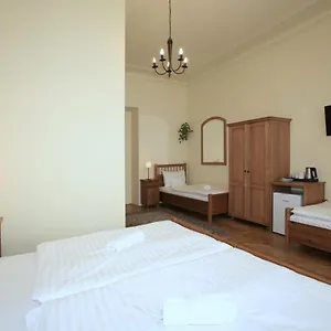 https://merlin-hotel.praguehotelsweb.com